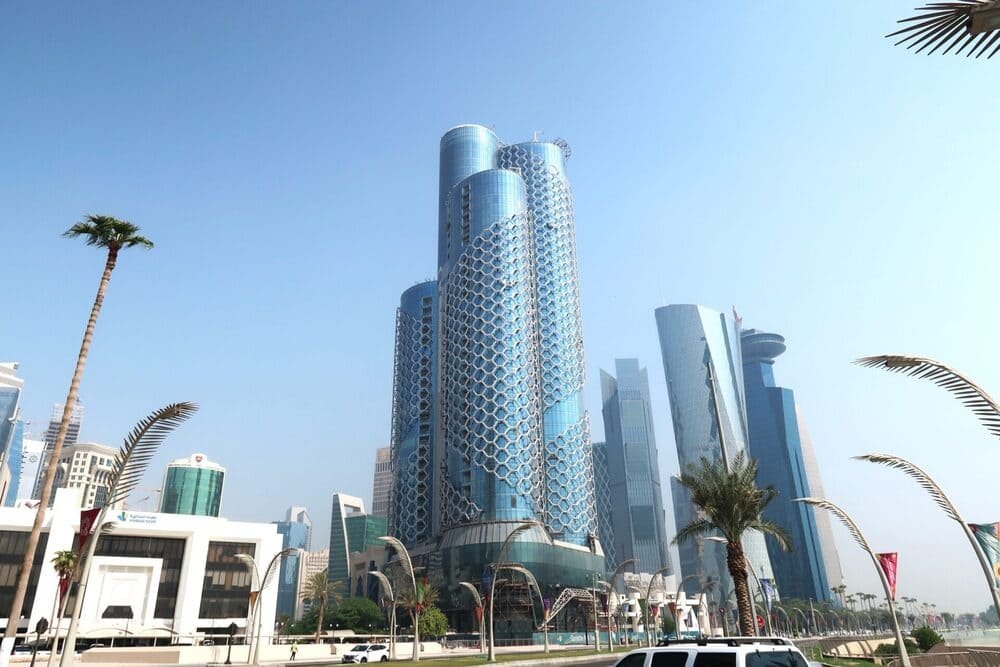 NR2-1920x0-c-default